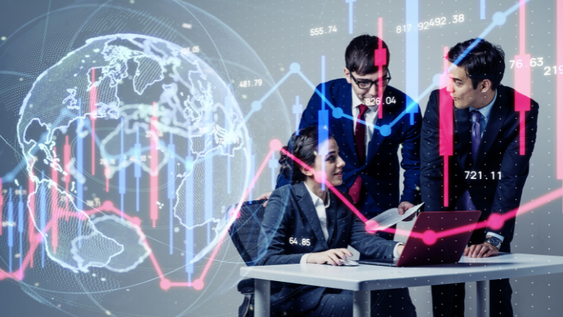 Teciomar Abila analisa como o avanço das fintechs está transformando a gestão das finanças pessoais.