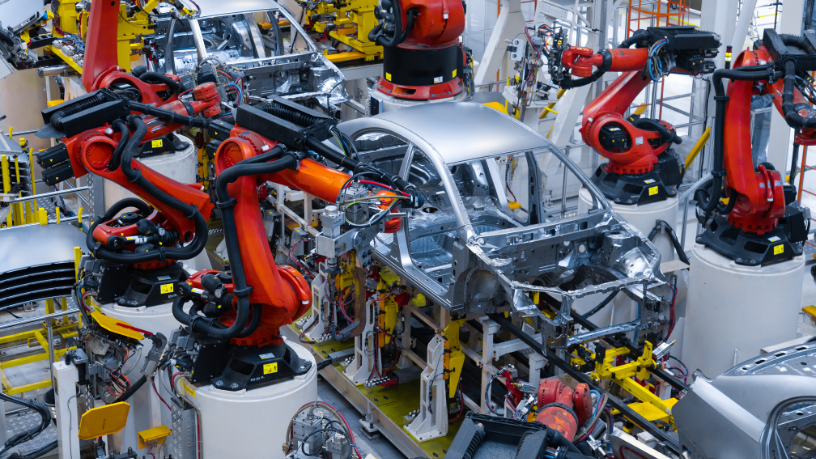 Inovação e aerodinâmica em foco: Sérgio Bento De Araújo mostra como a engenharia redefine os limites do design automotivo moderno.