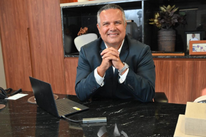 Para Elmar Juan Passos Varjão Bomfim, a execução de obras em tempo recorde exige equipes modernas, capacitadas e alinhadas a processos de alta performance.