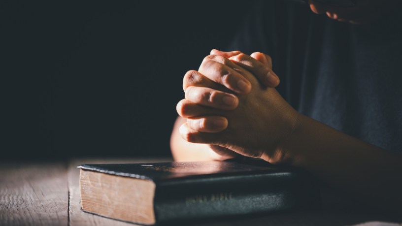 A relação entre ciência e fé católica mostra que razão e espiritualidade podem caminhar juntas. Jose Eduardo De Oliveira e Silva explica como o progresso não exclui a dimensão da fé.